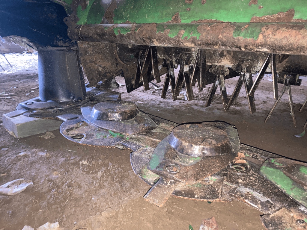 Mähwerk Türe ait John Deere 331, Gebrauchtmaschine içinde TREMEUR (resim 5)