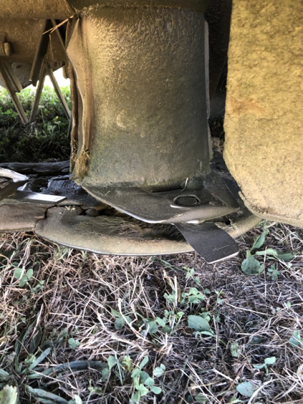 Mähwerk des Typs John Deere 331, Gebrauchtmaschine in Varennes le Grand (Bild 5)