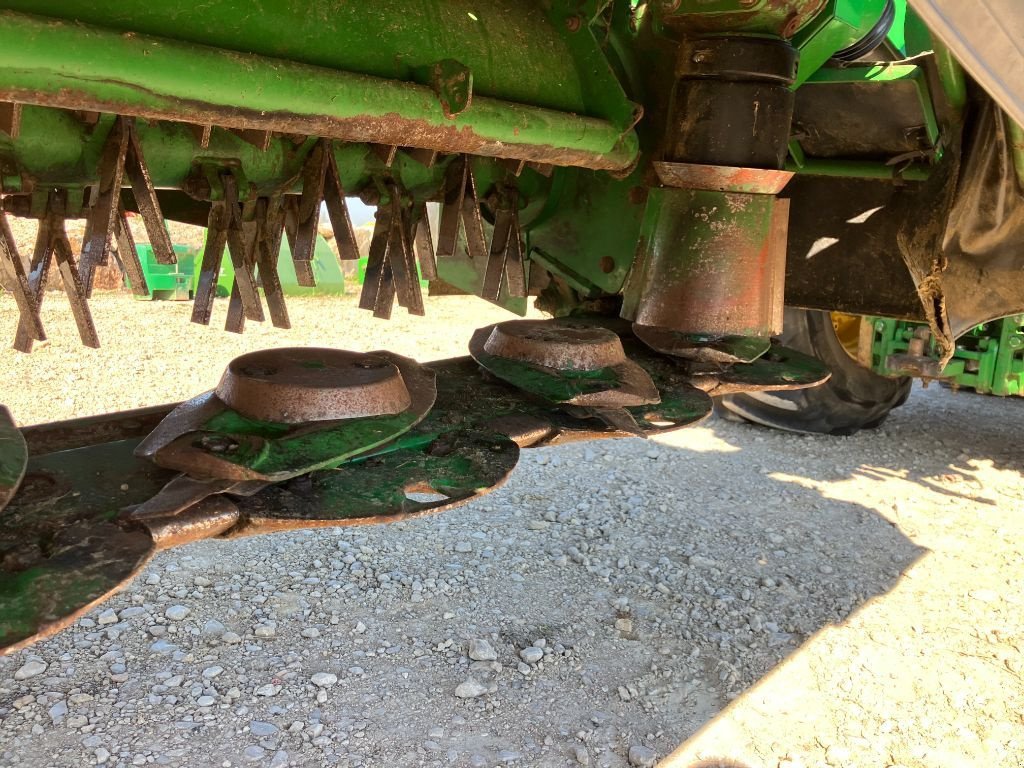 Mähwerk del tipo John Deere 331, Gebrauchtmaschine In VIRECOURT (Immagine 10)