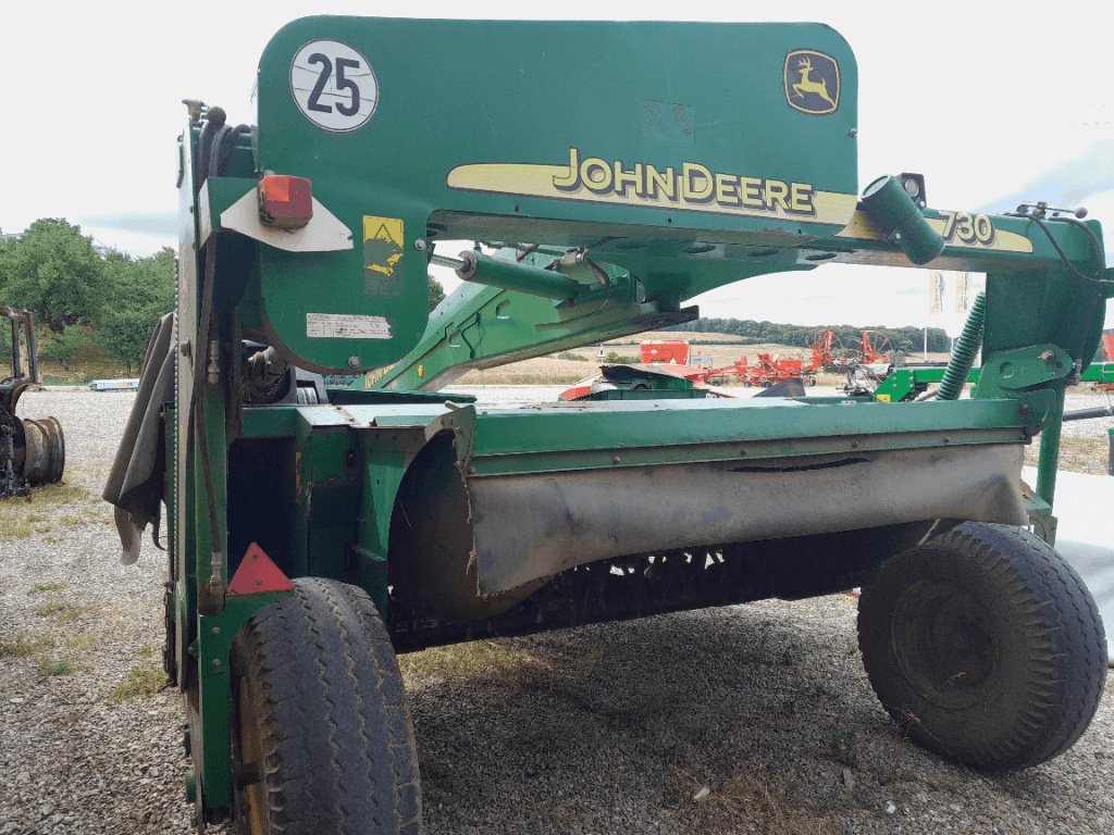 Mähwerk des Typs John Deere 730, Gebrauchtmaschine in Lérouville (Bild 3)