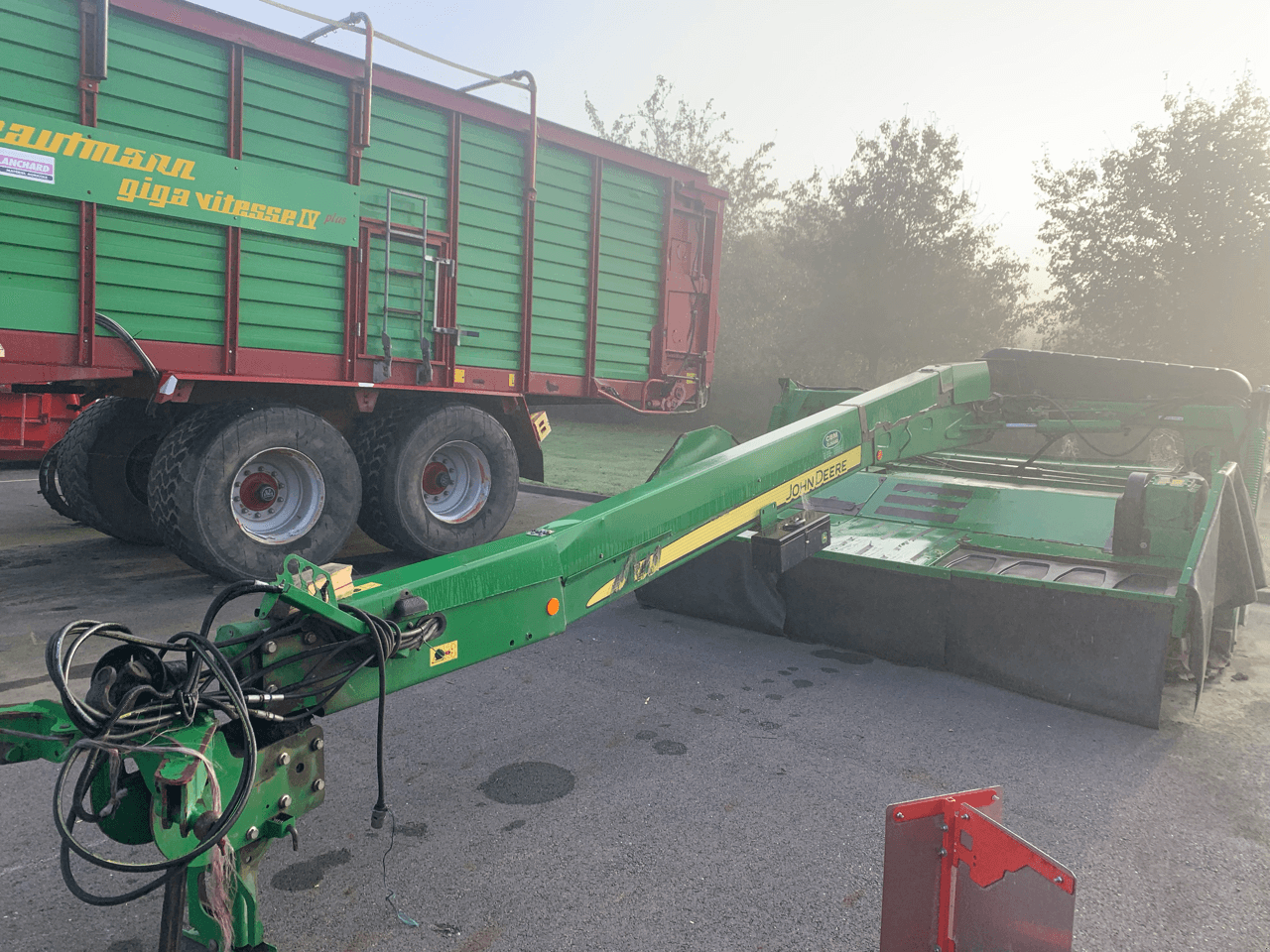 Mähwerk typu John Deere 835, Gebrauchtmaschine v ISIGNY-LE-BUAT (Obrázek 2)
