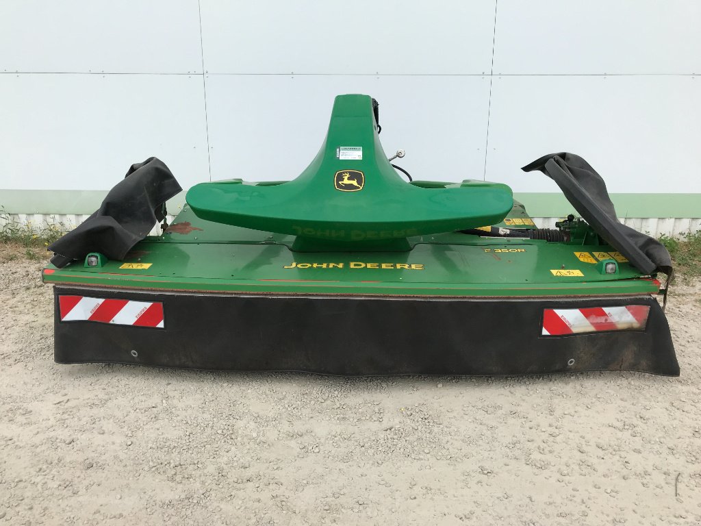 Mähwerk типа John Deere F 350 R, Gebrauchtmaschine в MORLHON LE HAUT (Фотография 2)
