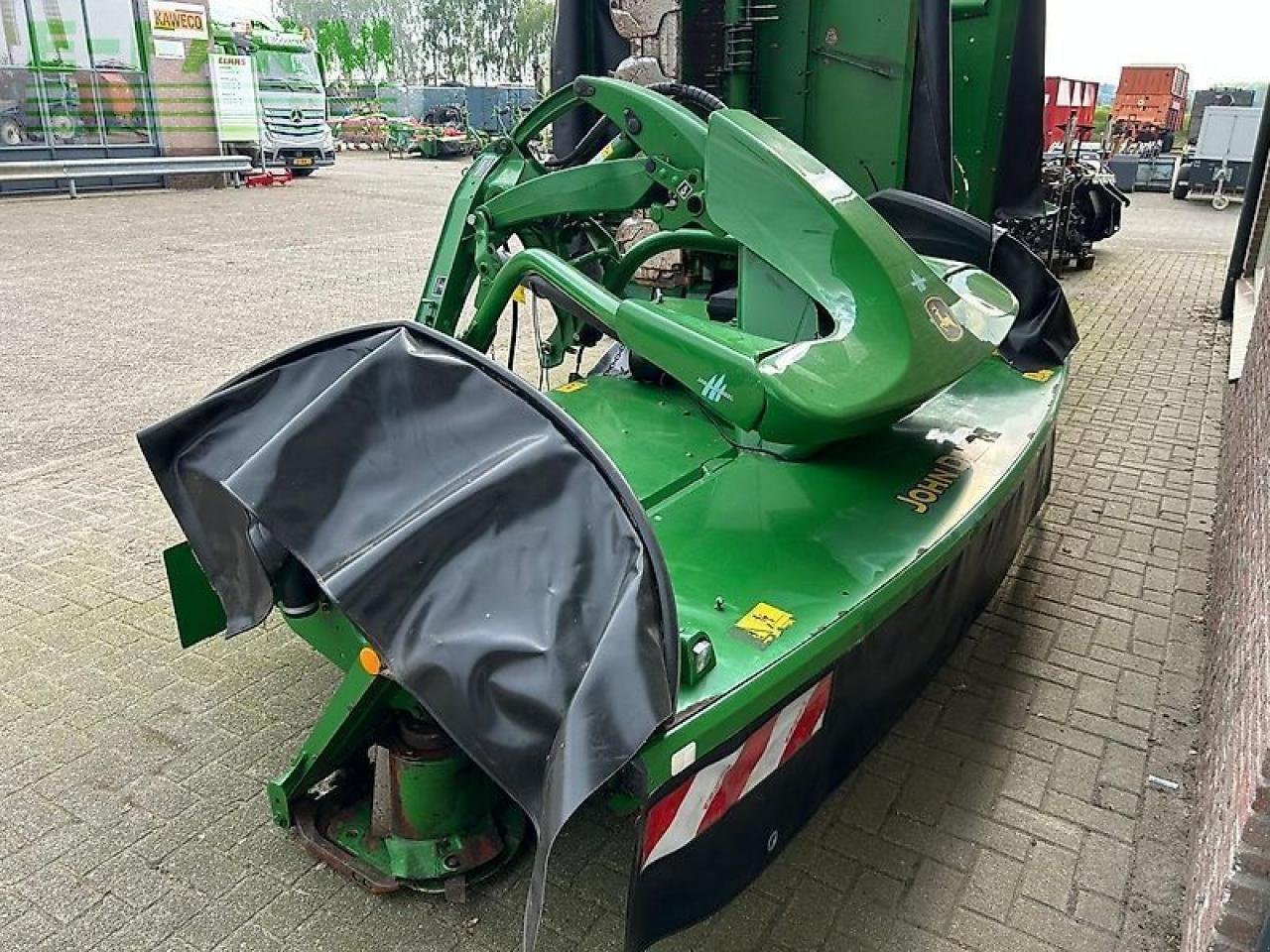 Mähwerk of the type John Deere f350r + f990r vlindermaaier, Gebrauchtmaschine in ag BROEKLAND (Picture 4)