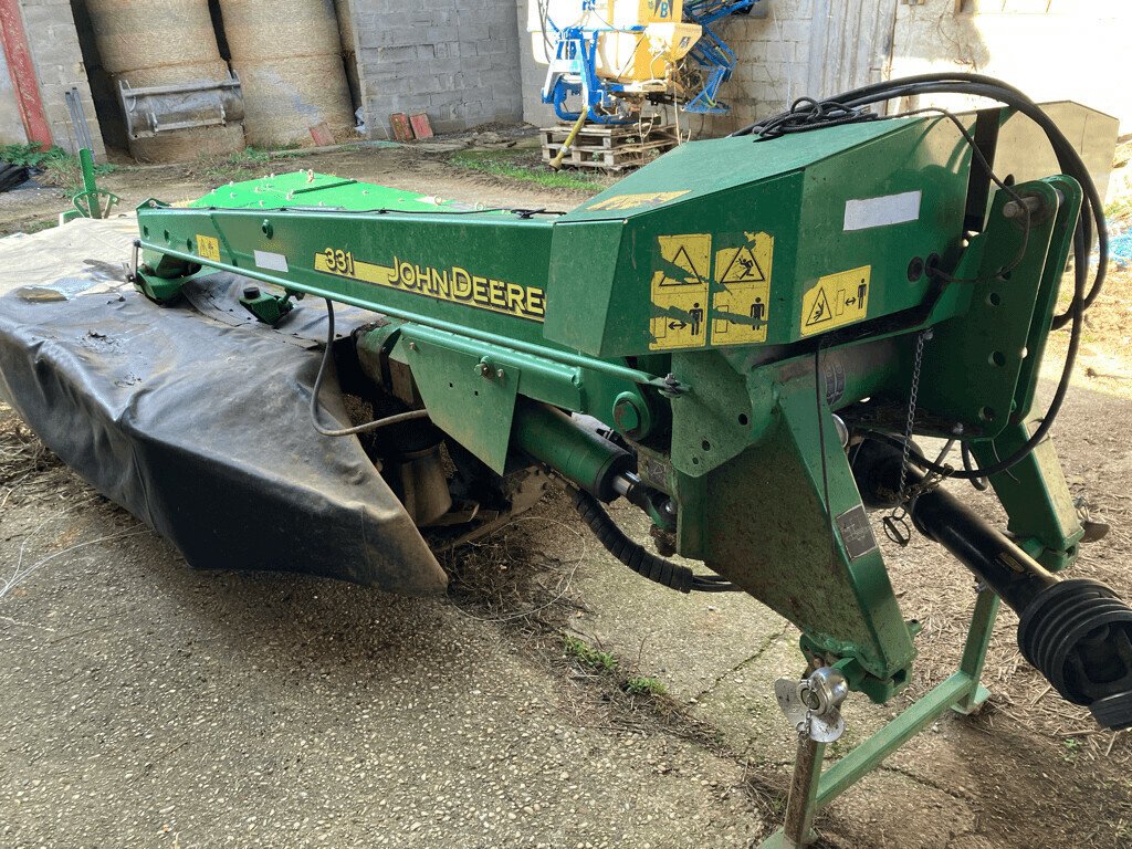 Mähwerk typu John Deere J-D 331, Gebrauchtmaschine v Hauteroche (Obrázok 2)