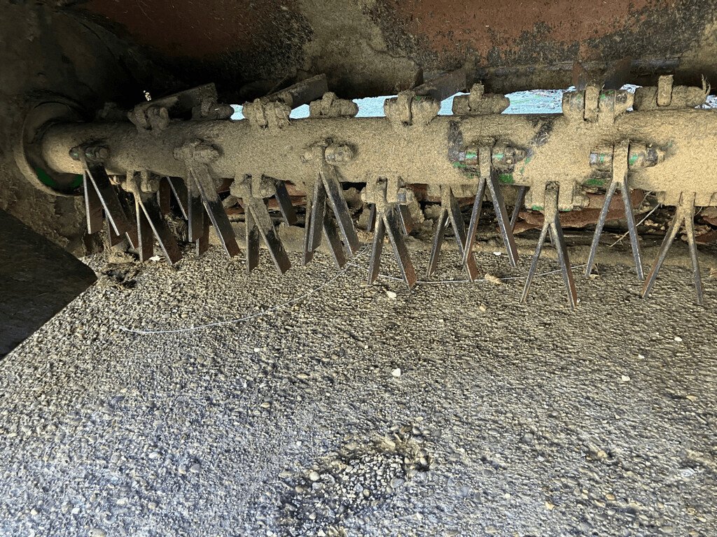 Mähwerk typu John Deere J-D 331, Gebrauchtmaschine v Hauteroche (Obrázok 5)