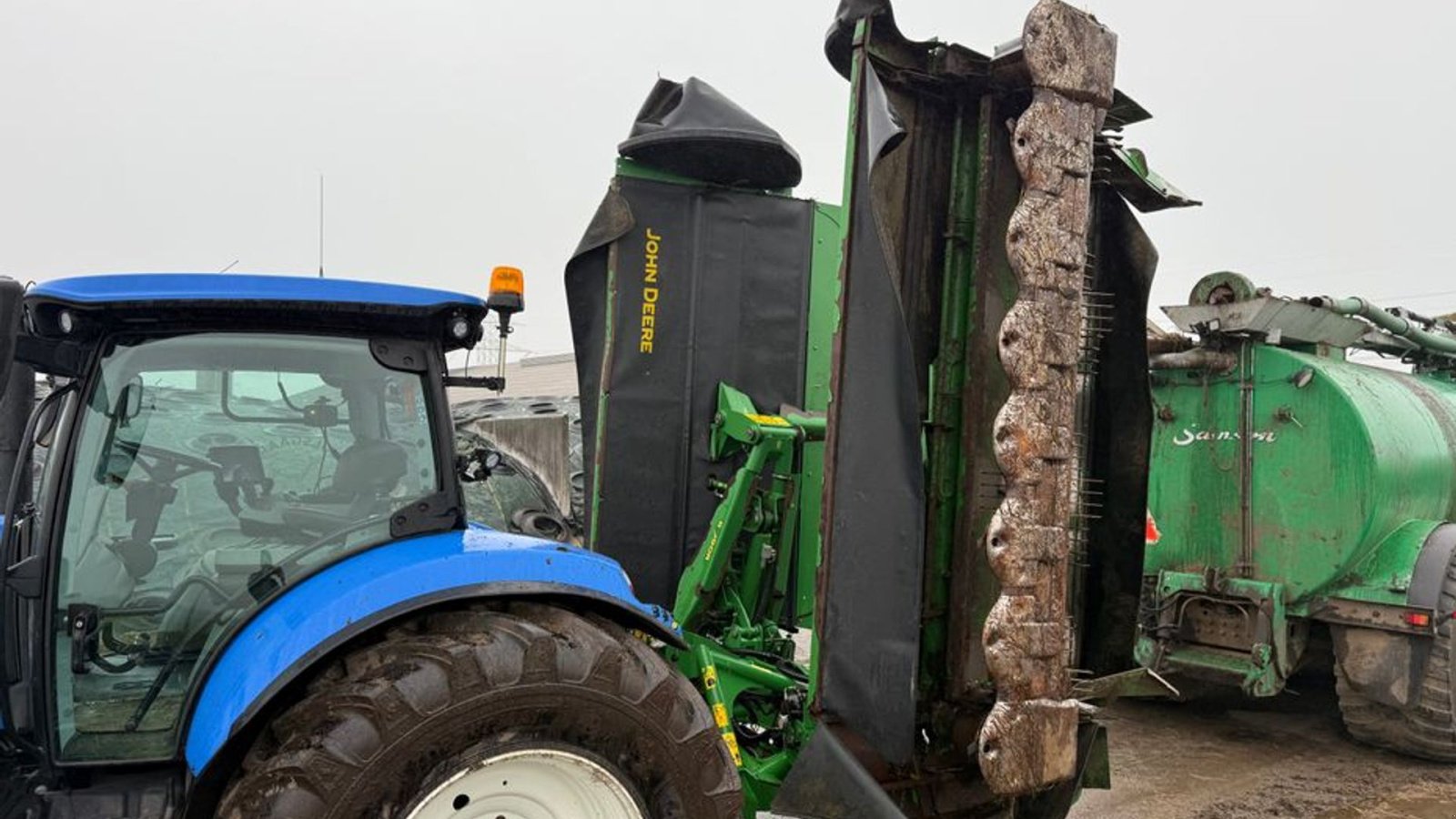 Mähwerk типа John Deere R990R + F350R, Gebrauchtmaschine в Gjerlev J. (Фотография 15)