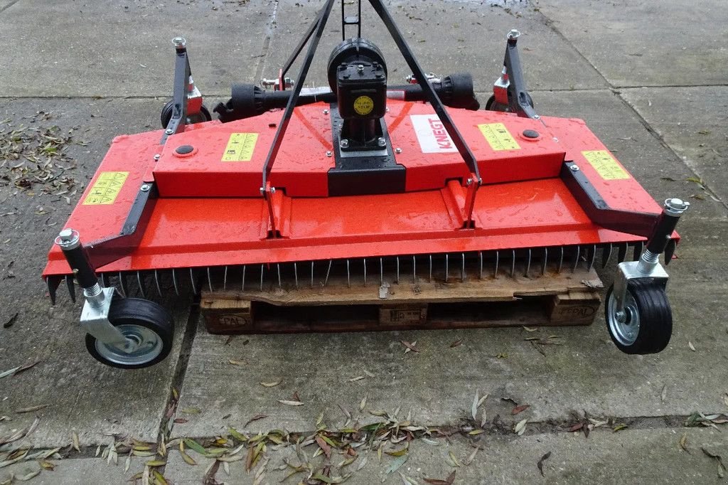 Mähwerk van het type Knegt Weidebloter Cirkelmaaier 180 ACTIE, Neumaschine in Losdorp (Foto 6)