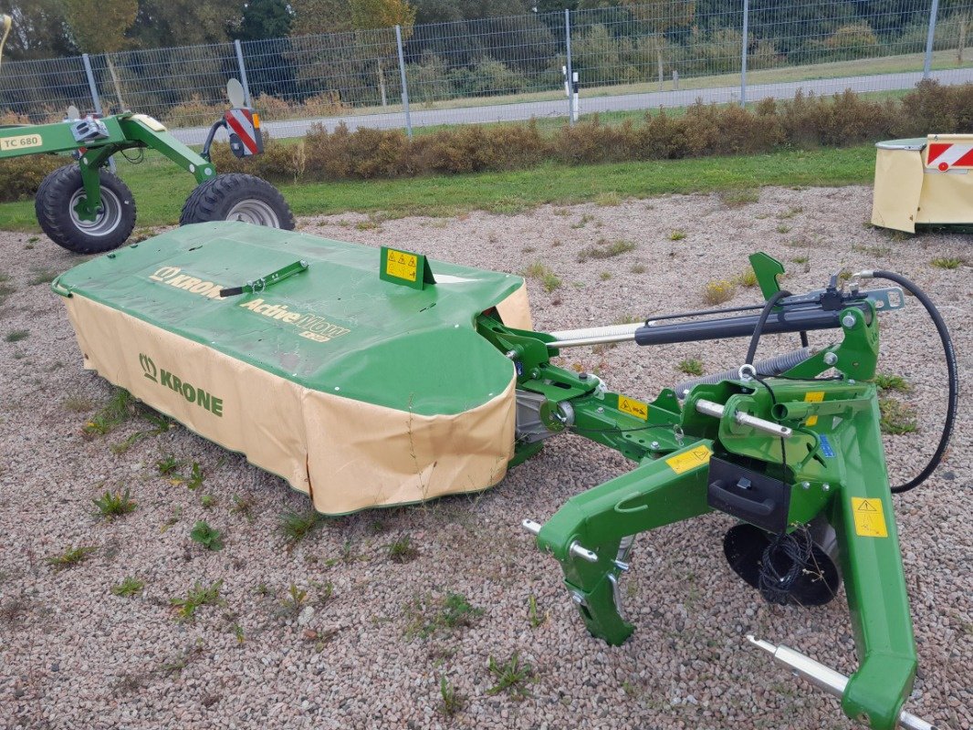 Mähwerk of the type Krone Active Mow R 240, Neumaschine in Gülzow-Prüzen OT Mühlengeez (Picture 1)