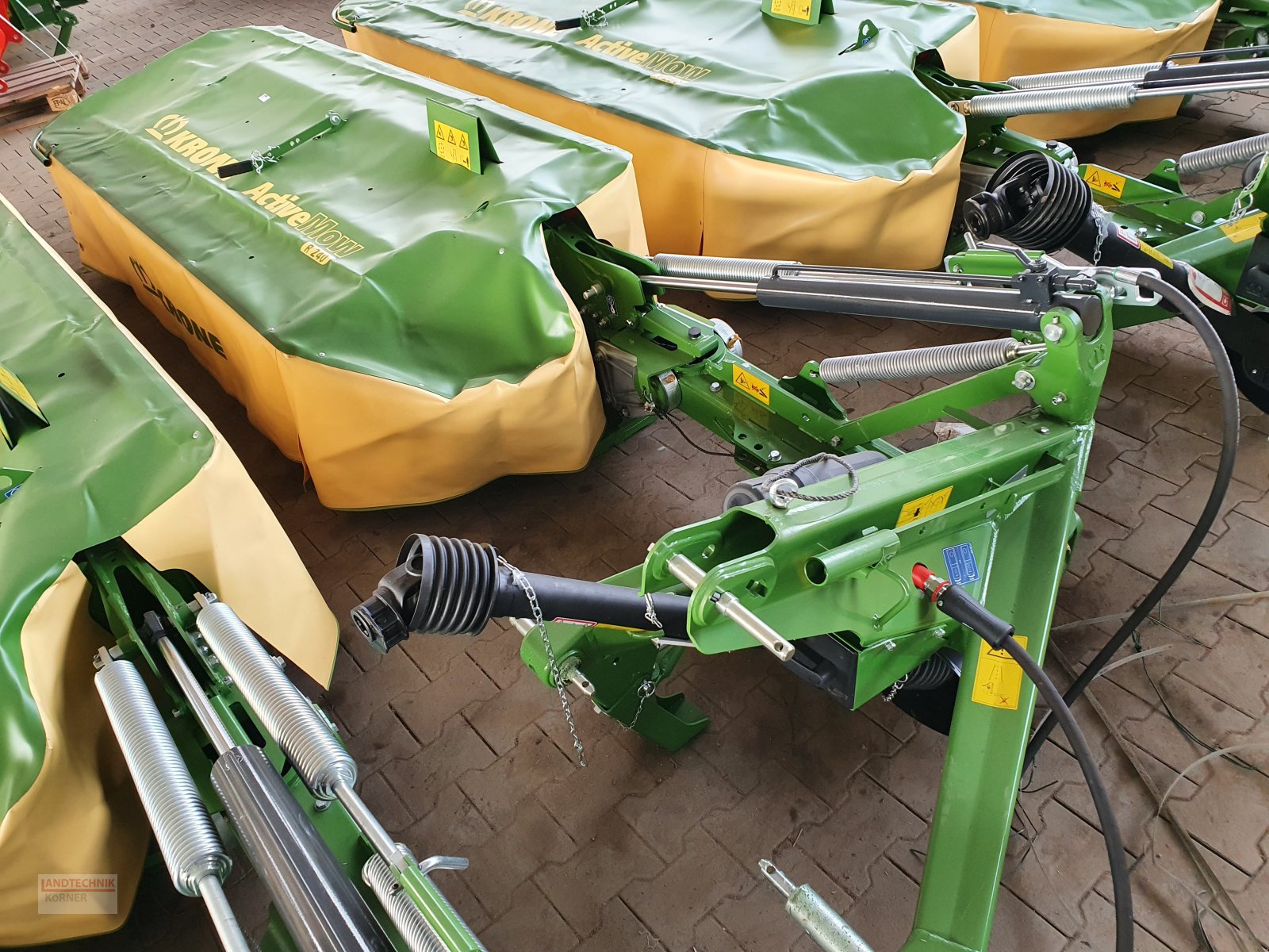 Mähwerk of the type Krone ActiveMow R240, Neumaschine in Kirkel-Altstadt (Picture 3)