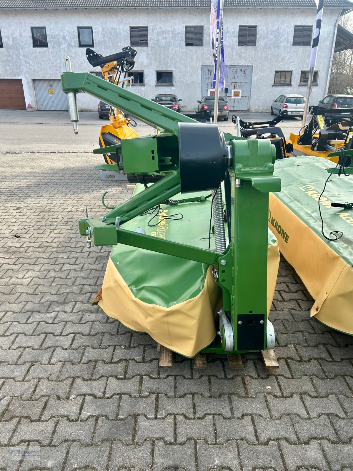 Mähwerk of the type Krone ActiveMow R320, Neumaschine in Massing (Picture 3)