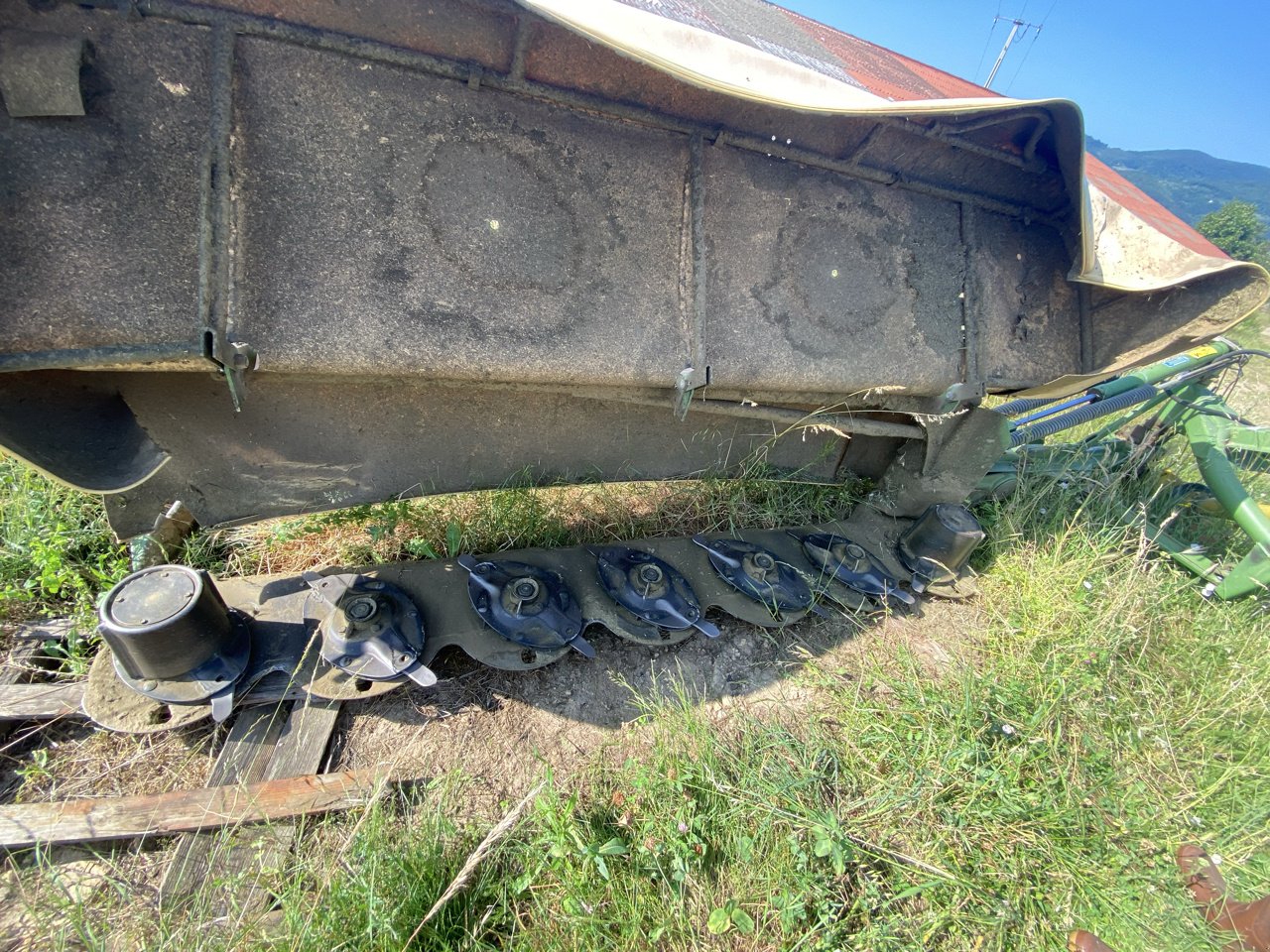 Mähwerk του τύπου Krone AM 283 S, Gebrauchtmaschine σε VERNOUX EN VIVARAIS (Φωτογραφία 2)