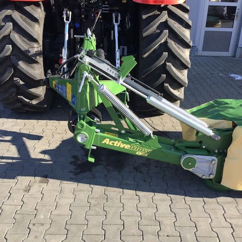 Mähwerk Türe ait Krone AM R 320, Neumaschine içinde Stössing (resim 3)