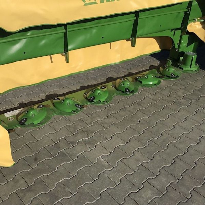 Mähwerk Türe ait Krone AM R 320, Neumaschine içinde Stössing (resim 5)