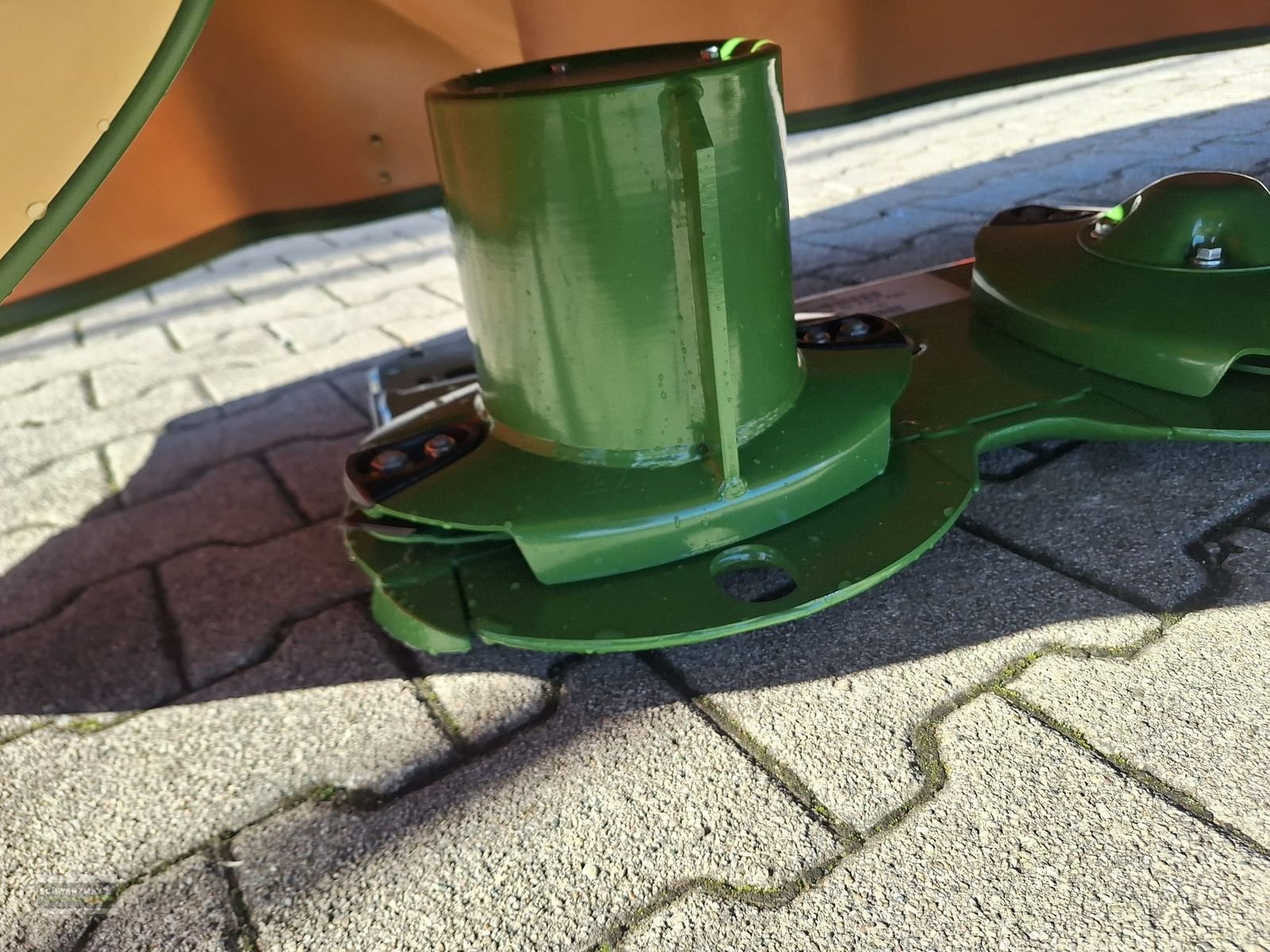 Mähwerk of the type Krone AMR 240, Neumaschine in Aurolzmünster (Picture 14)