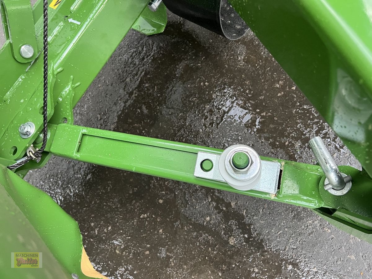 Mähwerk of the type Krone AMR 320, Neumaschine in Kötschach (Picture 13)