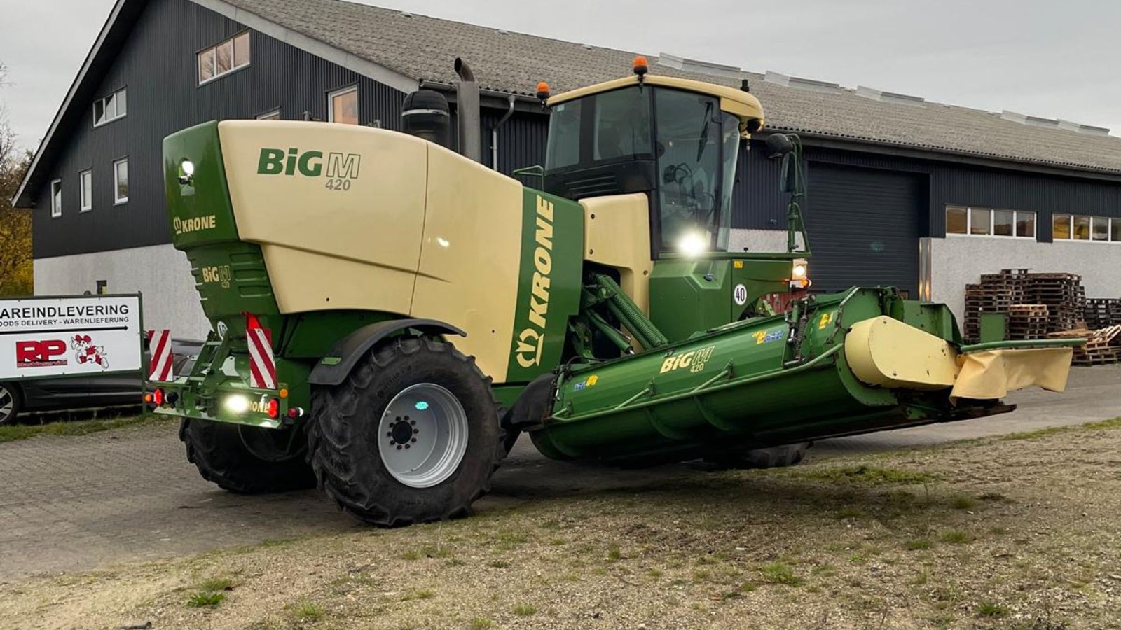 Mähwerk of the type Krone BiG M 420 med snegle, Gebrauchtmaschine in Kongerslev (Picture 15)