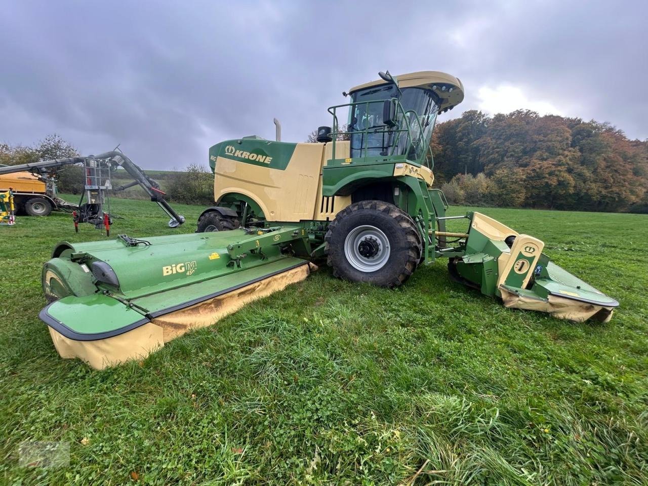 Mähwerk van het type Krone Big M 450 CV, Gebrauchtmaschine in Pragsdorf (Foto 4)
