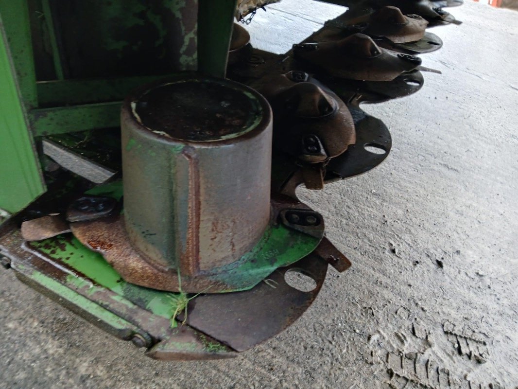 Mähwerk of the type Krone Easy Cut 32 P, Gebrauchtmaschine in Liebenwalde (Picture 15)