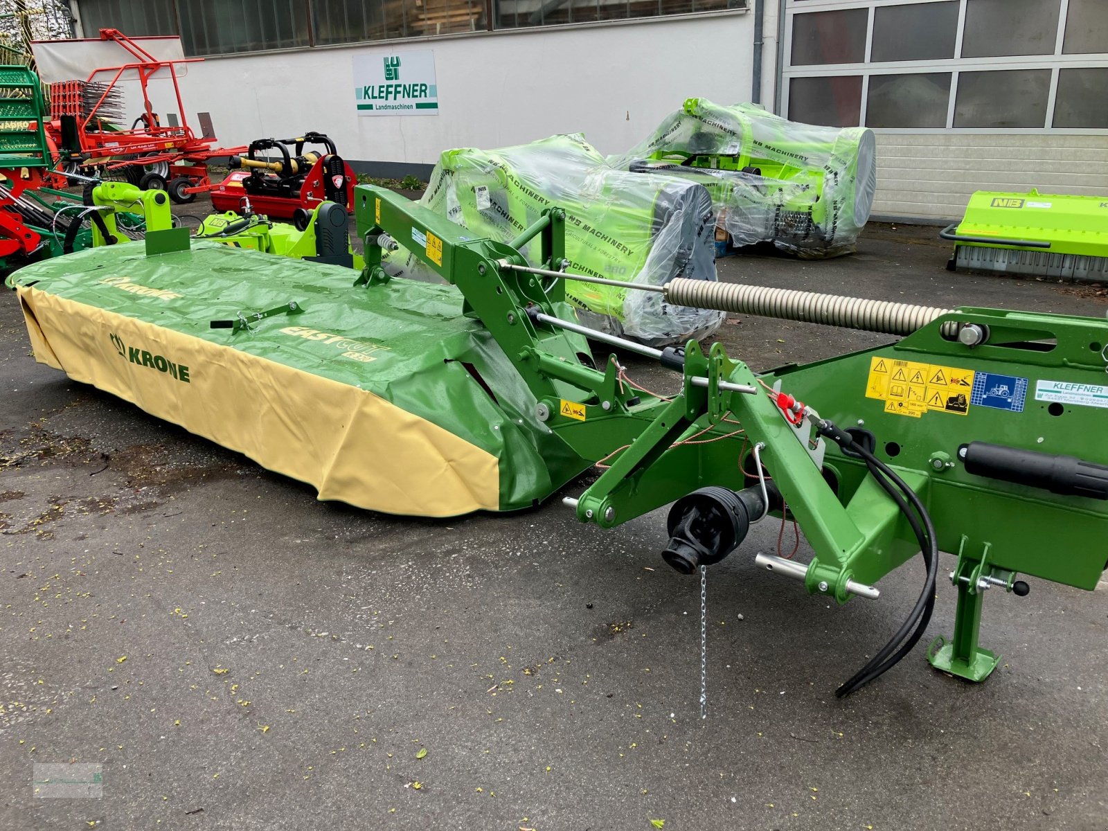 Mähwerk of the type Krone Easy Cut 320, Neumaschine in Marsberg (Picture 1)