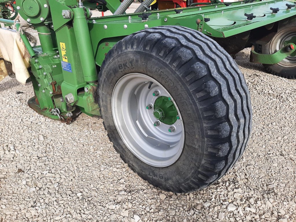 Mähwerk of the type Krone Easy Cut 3210, Gebrauchtmaschine in SAINT LOUP (Picture 11)