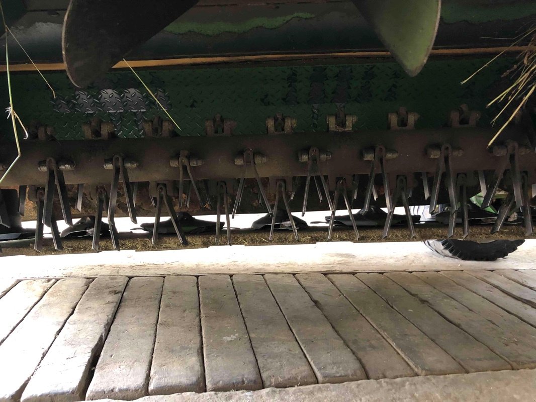 Mähwerk of the type Krone Easy Cut 6210 CV, Gebrauchtmaschine in Ebersbach (Picture 8)