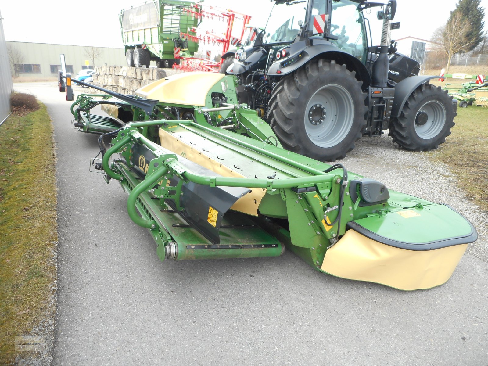 Mähwerk van het type Krone Easy Cut B 1000 CV Collect, Gebrauchtmaschine in Wörnitz (Foto 8)