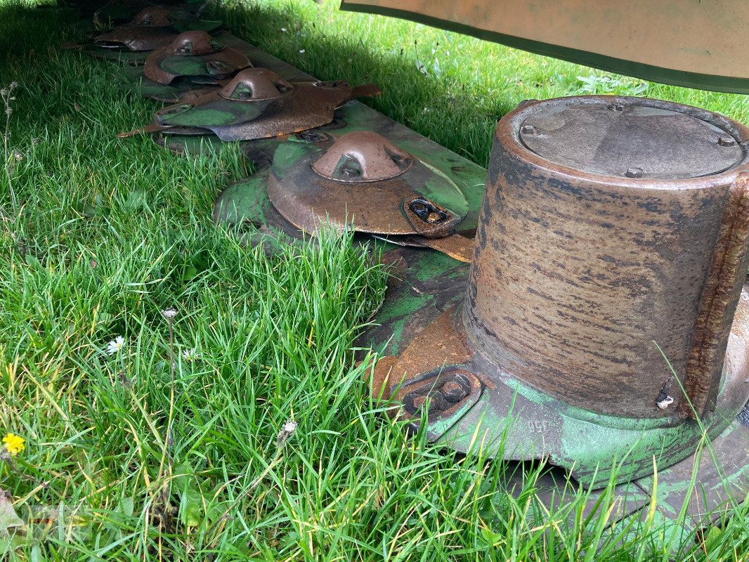 Mähwerk del tipo Krone Easy Cut B 890, Gebrauchtmaschine In Schöningen (Immagine 2)