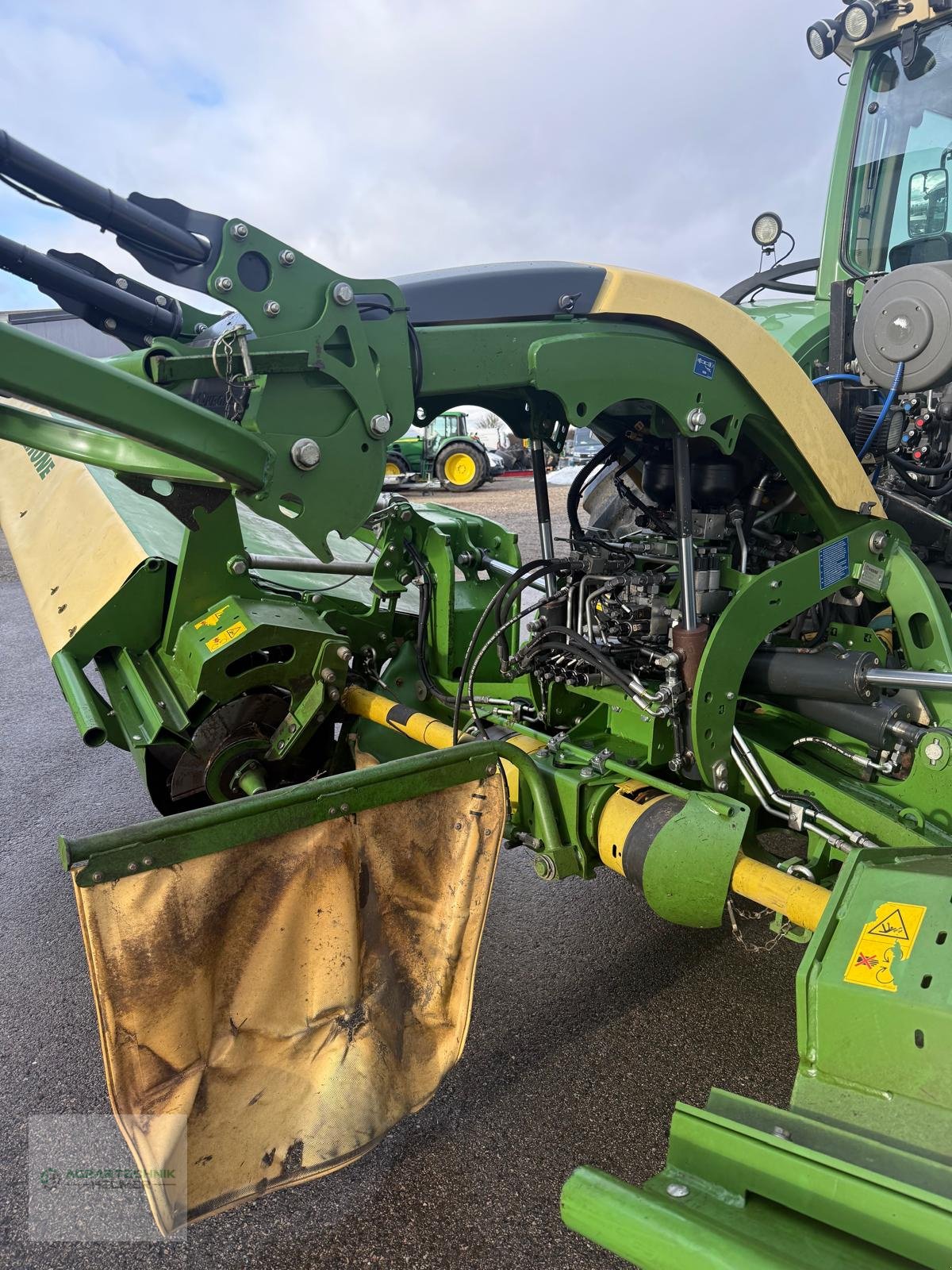 Mähwerk του τύπου Krone Easy Cut B 950 Collect, Gebrauchtmaschine σε Rain (Φωτογραφία 11)