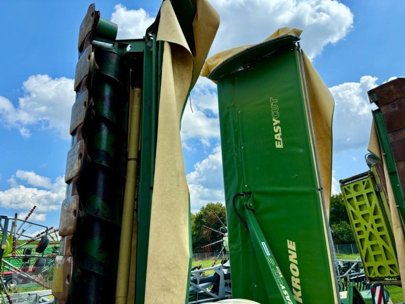 Mähwerk of the type Krone EASY CUT B 950 + EASY CUT F 320, Mähwerkkombination, Gebrauchtmaschine in Westerstede (Picture 9)