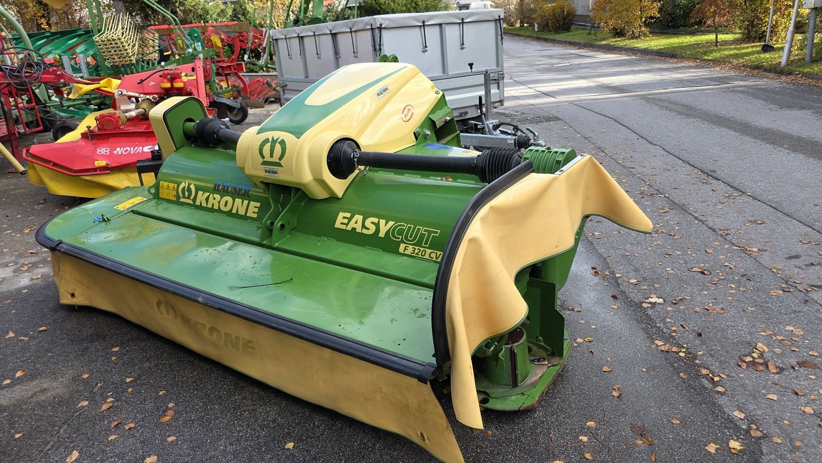 Mähwerk от тип Krone Easy Cut F 320 CV- Geschoben, Gebrauchtmaschine в Hopfgarten (Снимка 1)
