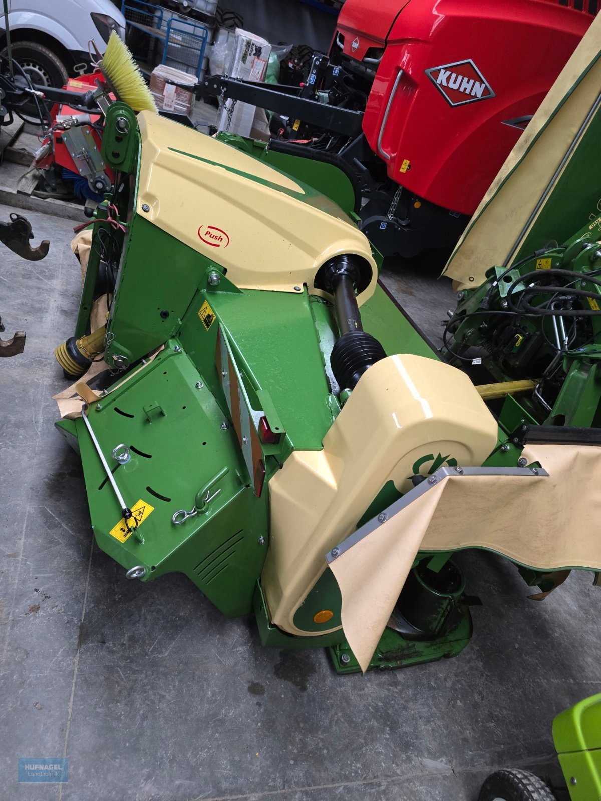 Mähwerk des Typs Krone Easy Cut F 320 CV, Gebrauchtmaschine in Neuhof-Zenn (Bild 3)