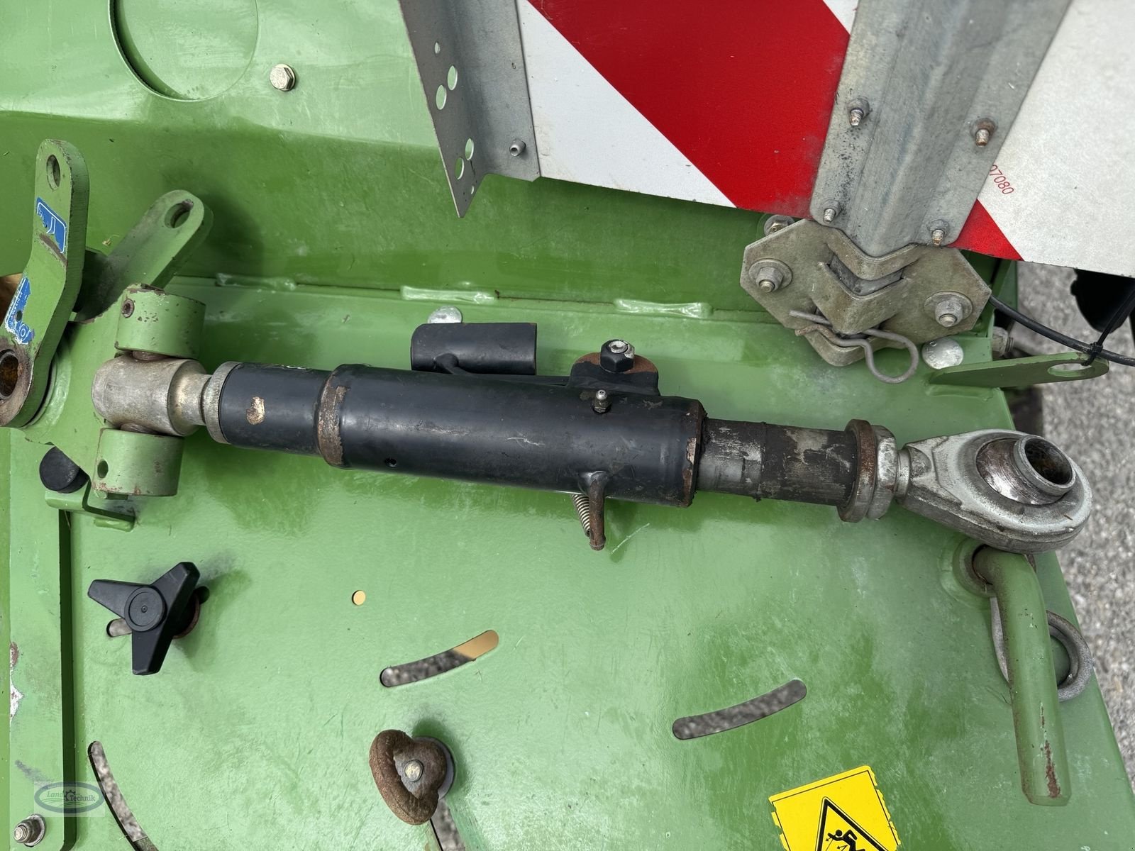 Mähwerk del tipo Krone Easy Cut F 320 CV, Gebrauchtmaschine In Münzkirchen (Immagine 16)