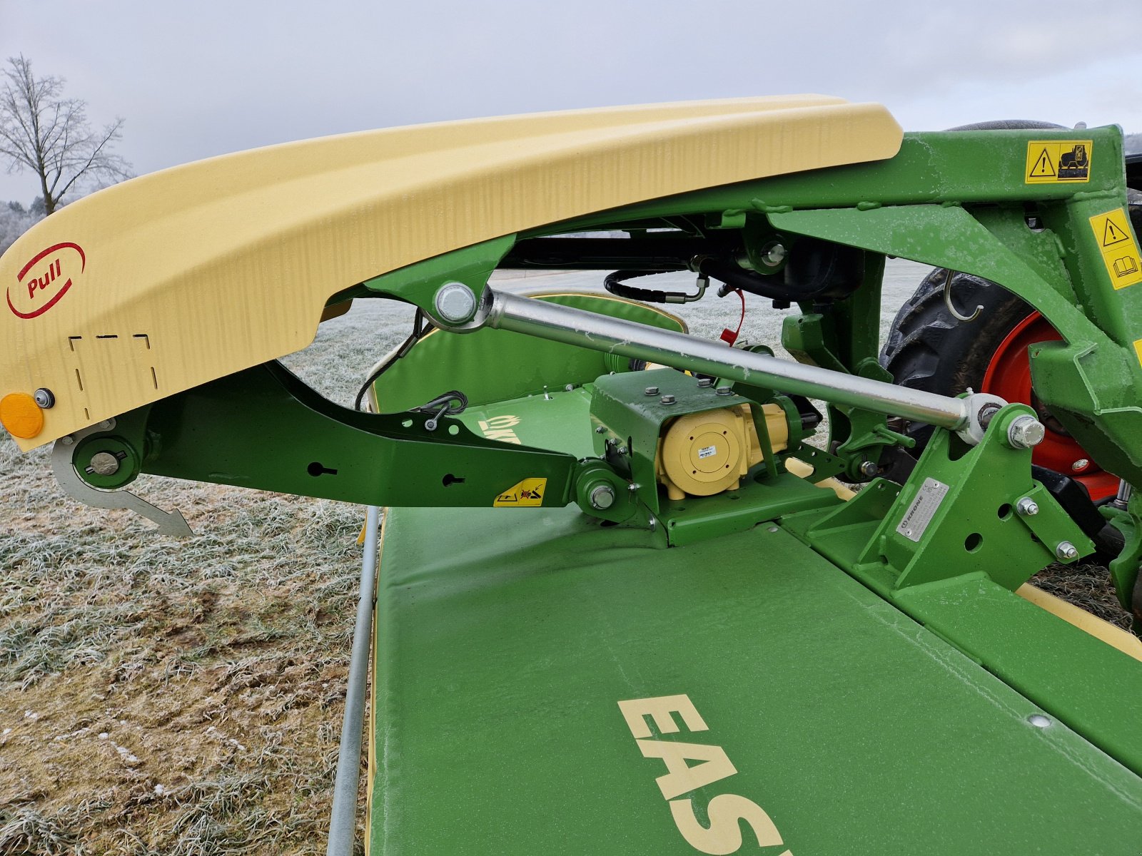 Mähwerk типа Krone Easy Cut F 320 M, Gebrauchtmaschine в Moosbach (Фотография 5)