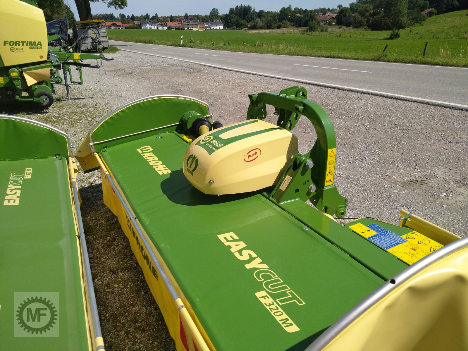Mähwerk of the type Krone Easy Cut F 320 M, Neumaschine in Huglfing (Picture 2)