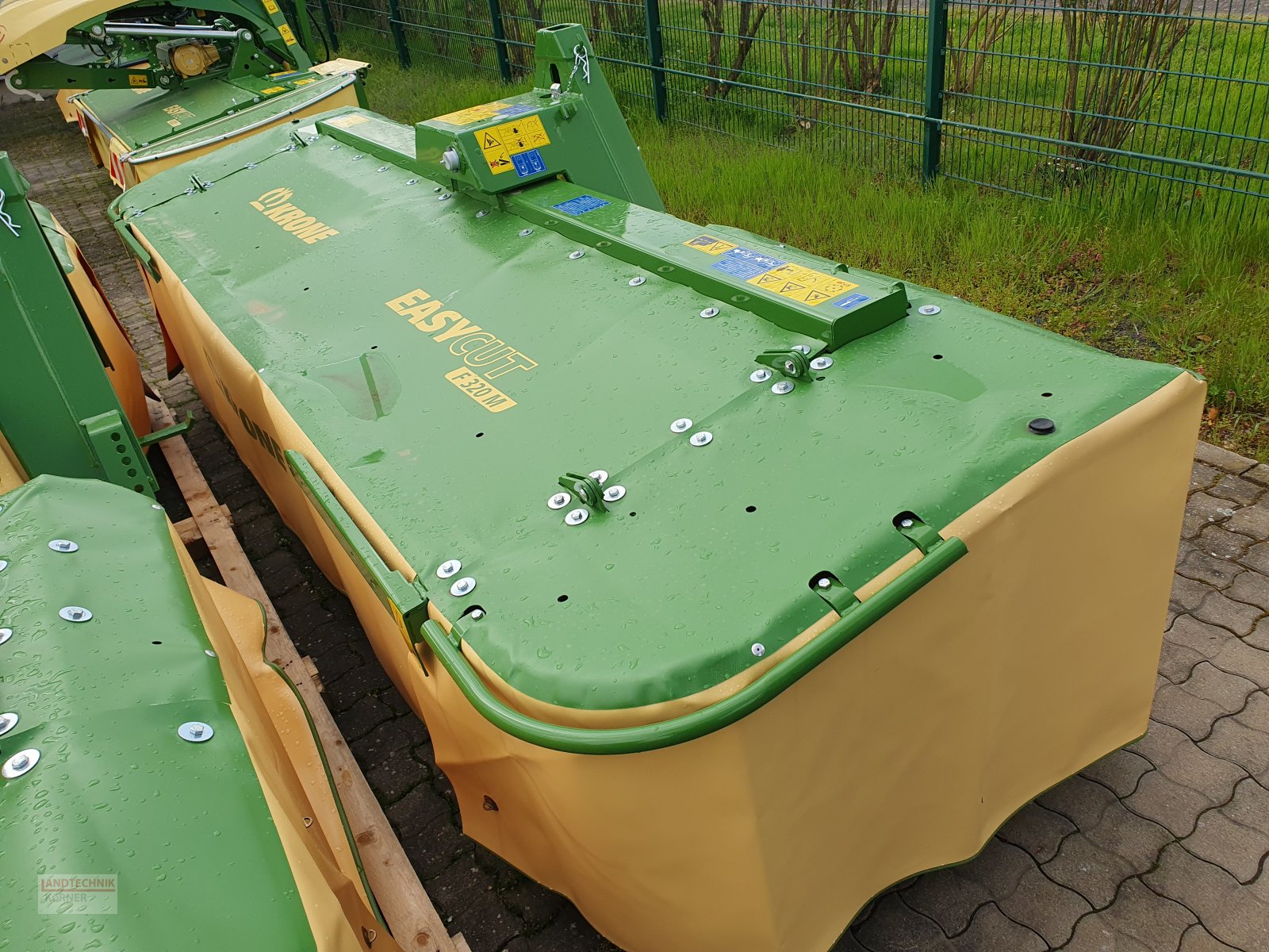 Mähwerk of the type Krone Easy Cut F 320 M, Neumaschine in Kirkel-Altstadt (Picture 2)