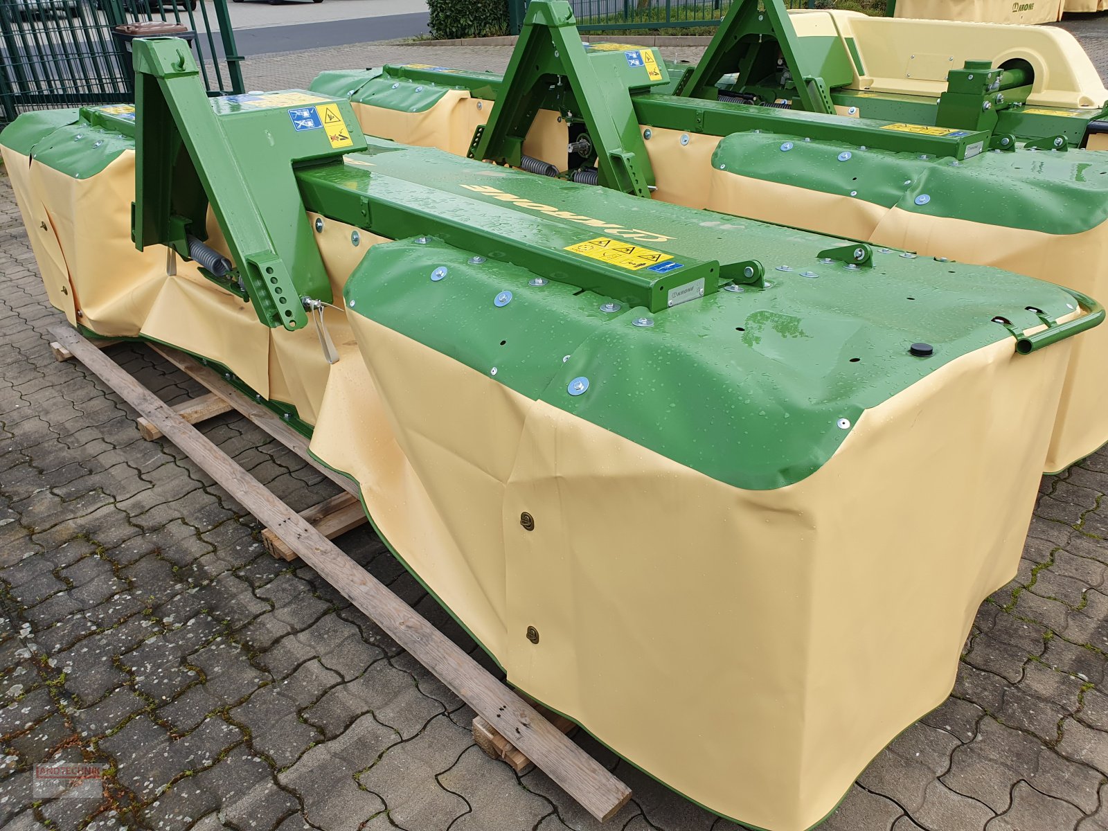 Mähwerk of the type Krone Easy Cut F 320 M, Neumaschine in Kirkel-Altstadt (Picture 4)