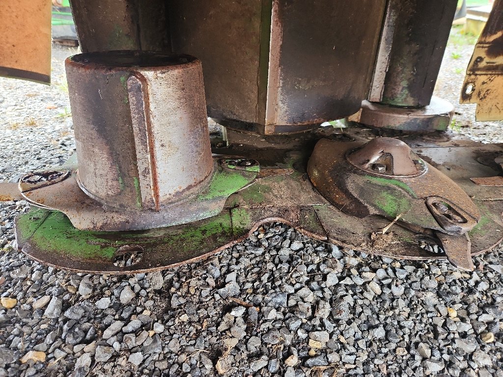 Mähwerk του τύπου Krone EASY CUT F 320, Gebrauchtmaschine σε Calmont (Φωτογραφία 7)