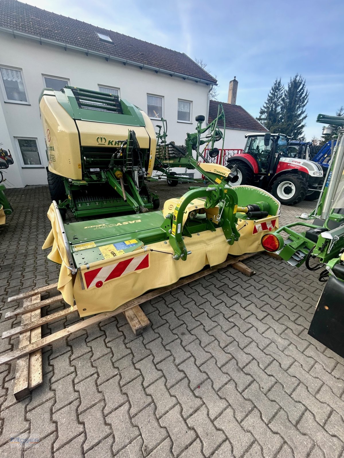 Mähwerk des Typs Krone Easy Cut F 320, Neumaschine in Massing (Bild 2)