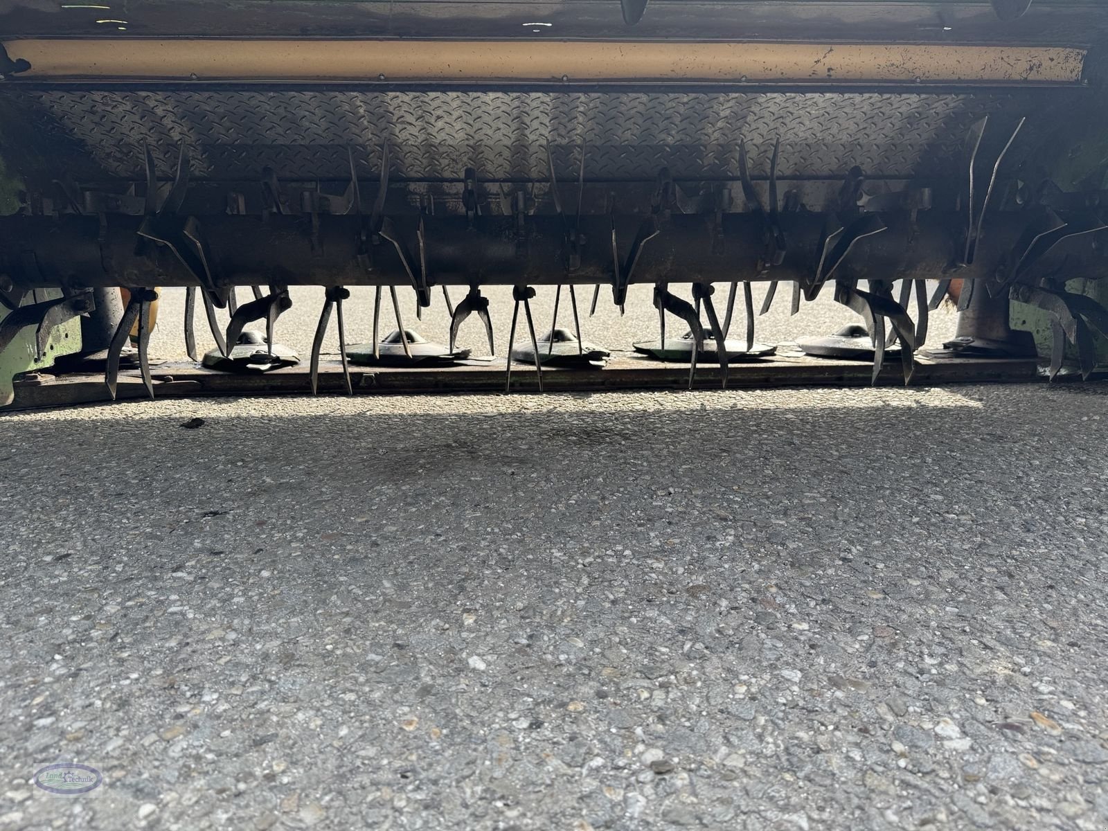 Mähwerk van het type Krone Easy CUT R 320 CV, Gebrauchtmaschine in Münzkirchen (Foto 16)