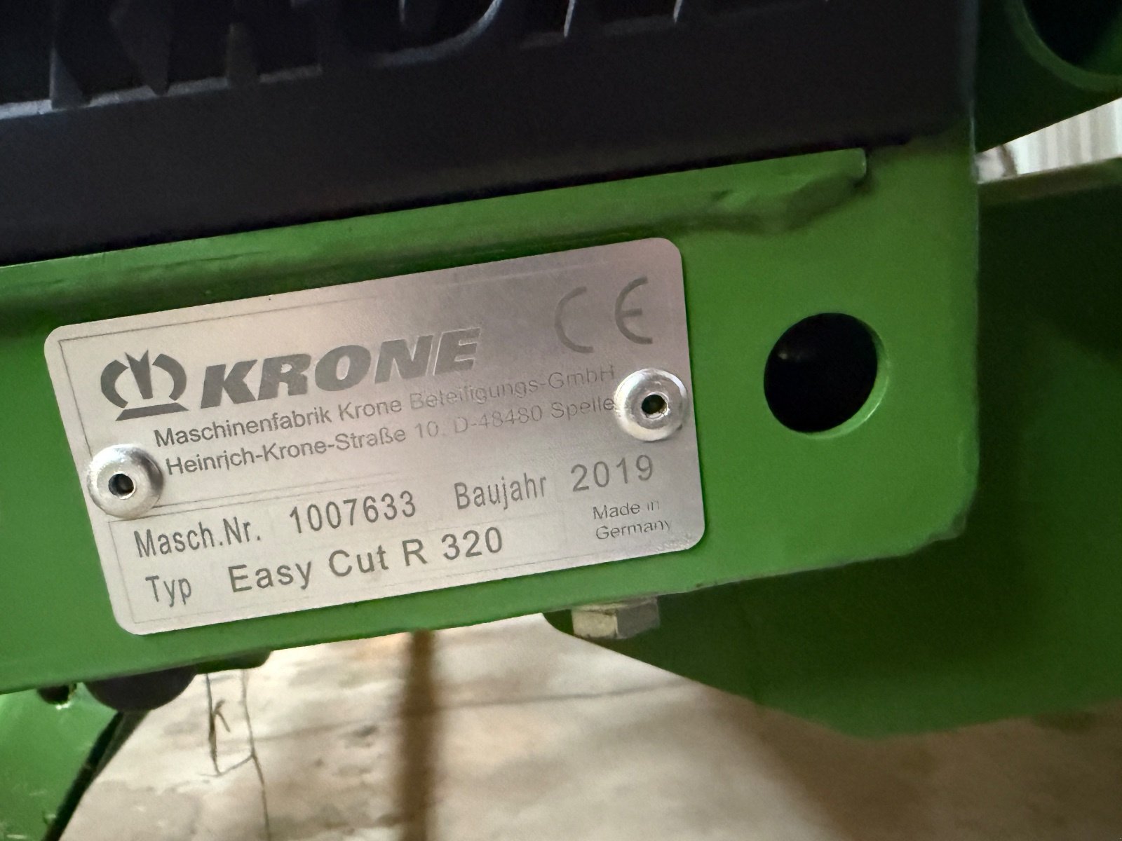 Mähwerk del tipo Krone Easy Cut R 320, Gebrauchtmaschine In Lengenfeld (Immagine 4)