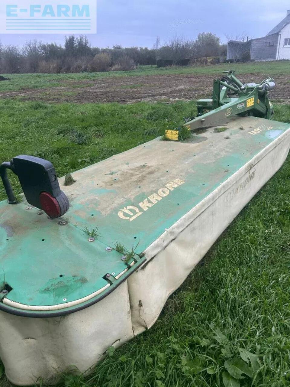 Mähwerk du type Krone easy cut r 400, Gebrauchtmaschine en PLOUIGNEAU (Photo 2)