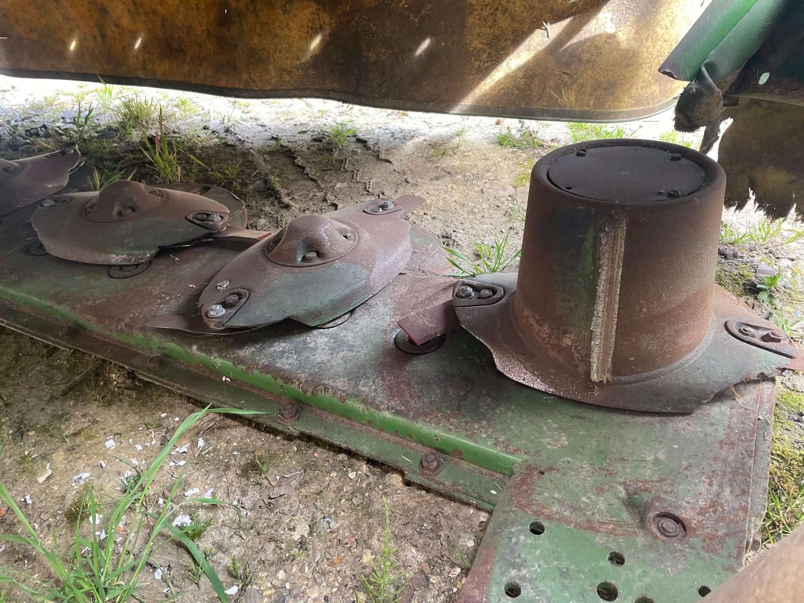 Mähwerk Türe ait Krone EASYCUT 360, Gebrauchtmaschine içinde BOSC LE HARD (resim 9)