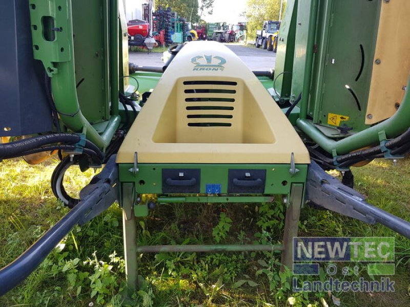 Mähwerk des Typs Krone EASYCUT B 1000 CV COLLECT, Vorführmaschine in Calbe-Saale (Bild 8)