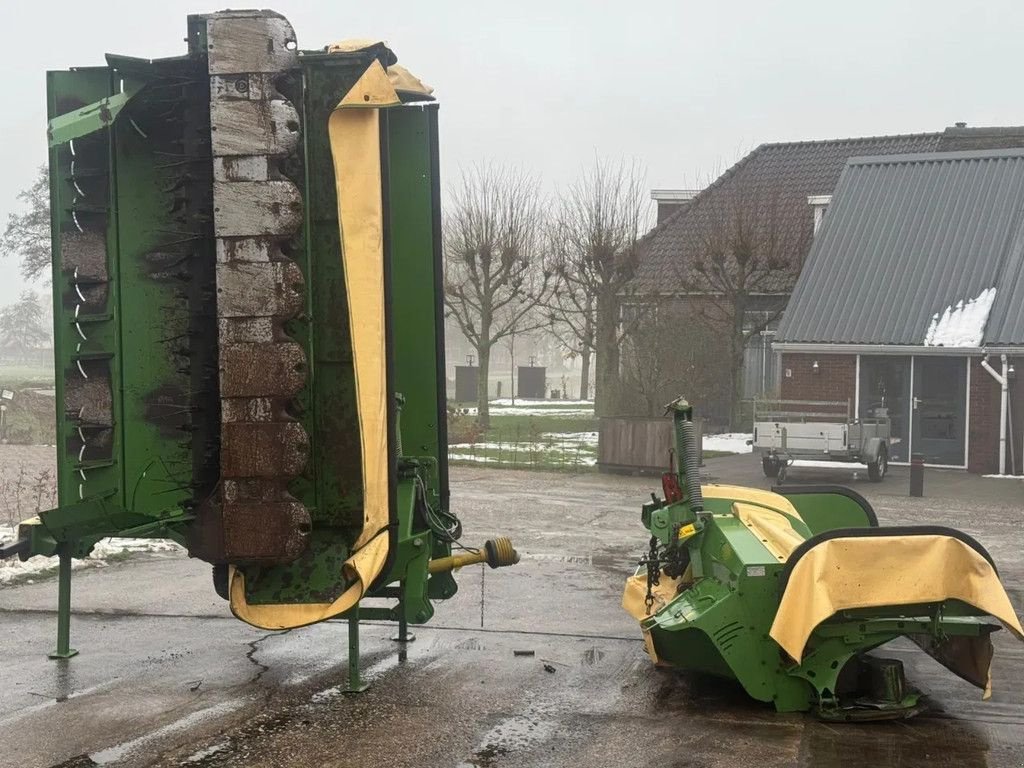 Mähwerk typu Krone Easycut B 870 CV & 320 CV schijvenmaaier triple maaier, Gebrauchtmaschine v Ruinerwold (Obrázok 4)