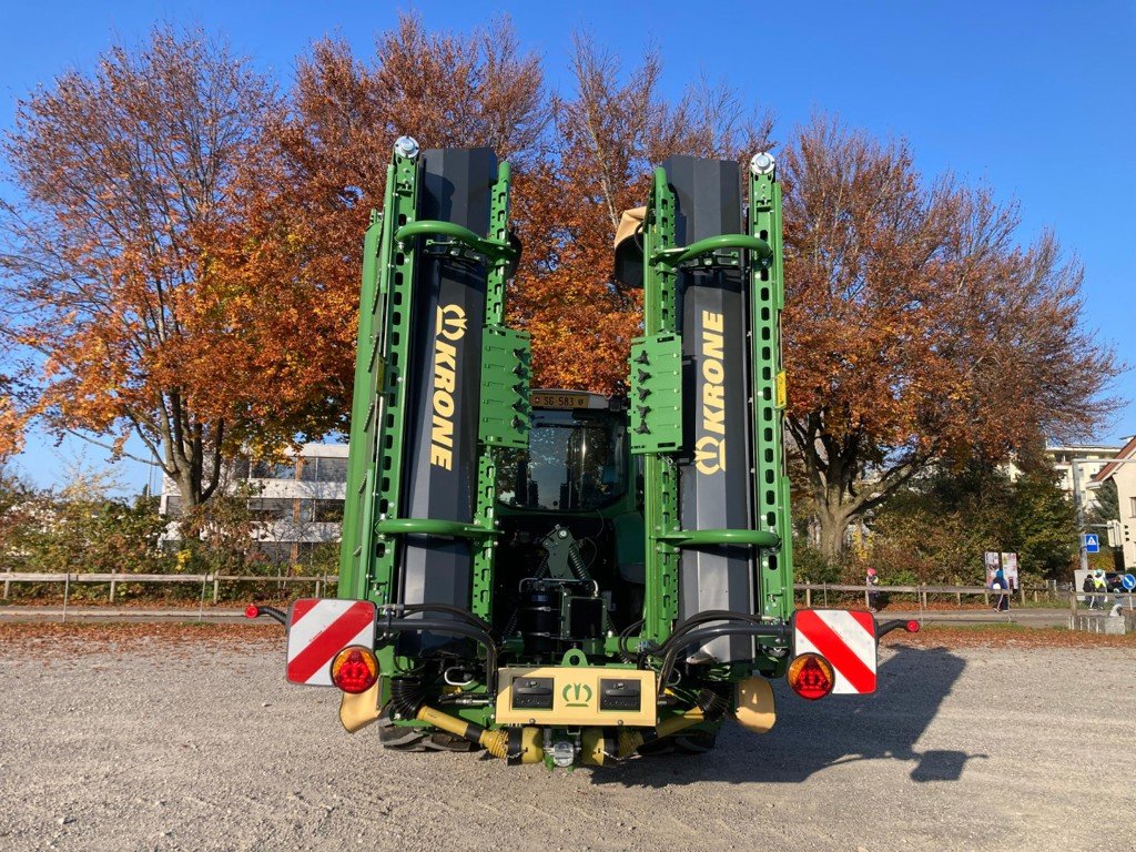 Mähwerk of the type Krone EasyCut B 870 CV Collect, Ausstellungsmaschine in Balterswil (Picture 4)