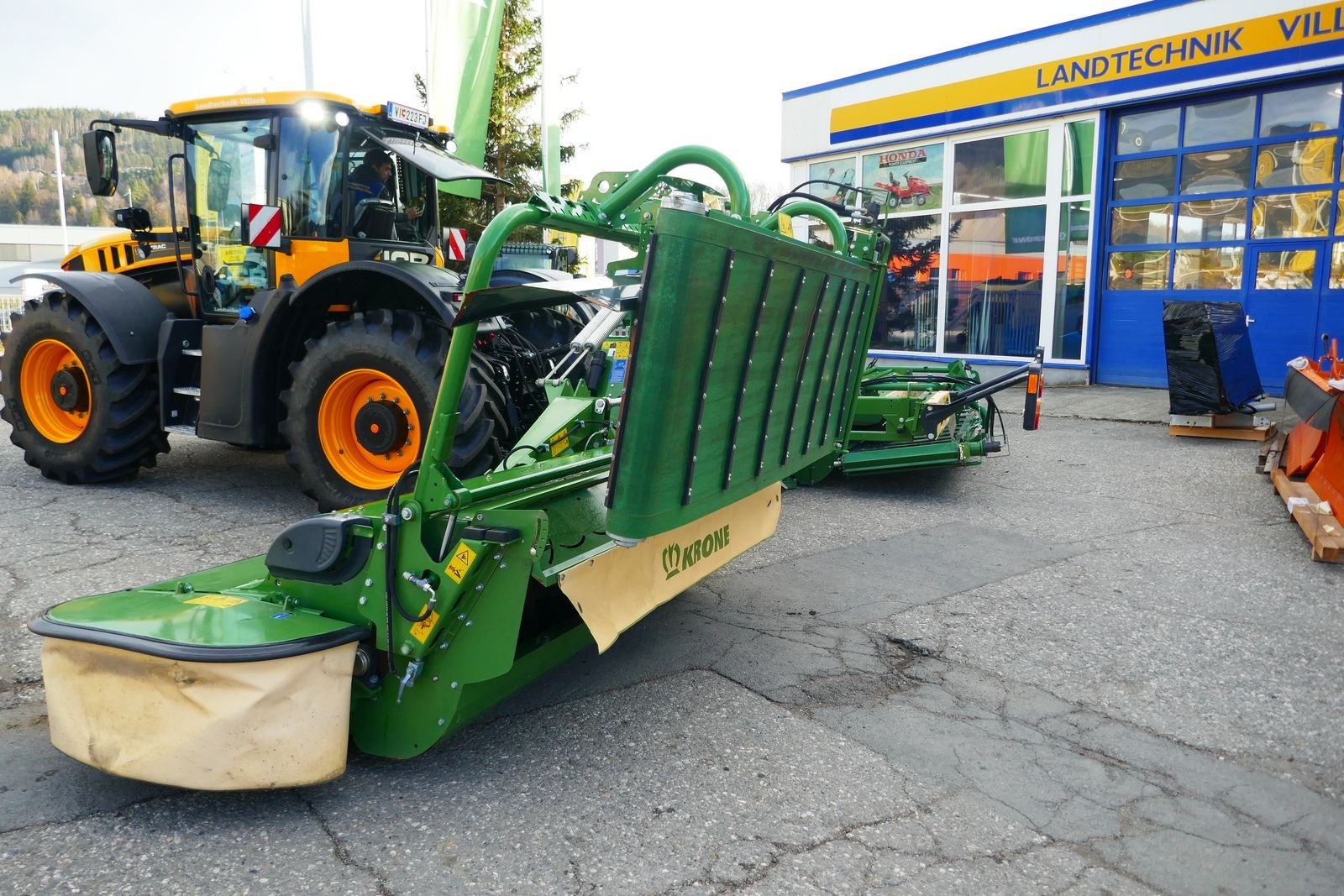 Mähwerk of the type Krone EasyCut B 870 CV Collect, Gebrauchtmaschine in Villach (Picture 2)