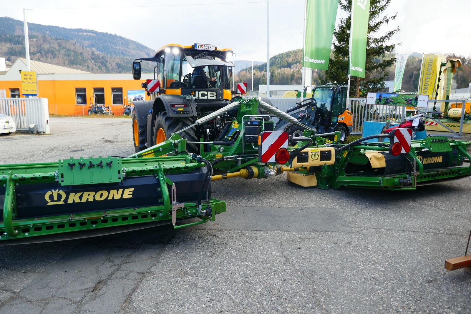 Mähwerk of the type Krone EasyCut B 870 CV Collect, Gebrauchtmaschine in Villach (Picture 9)