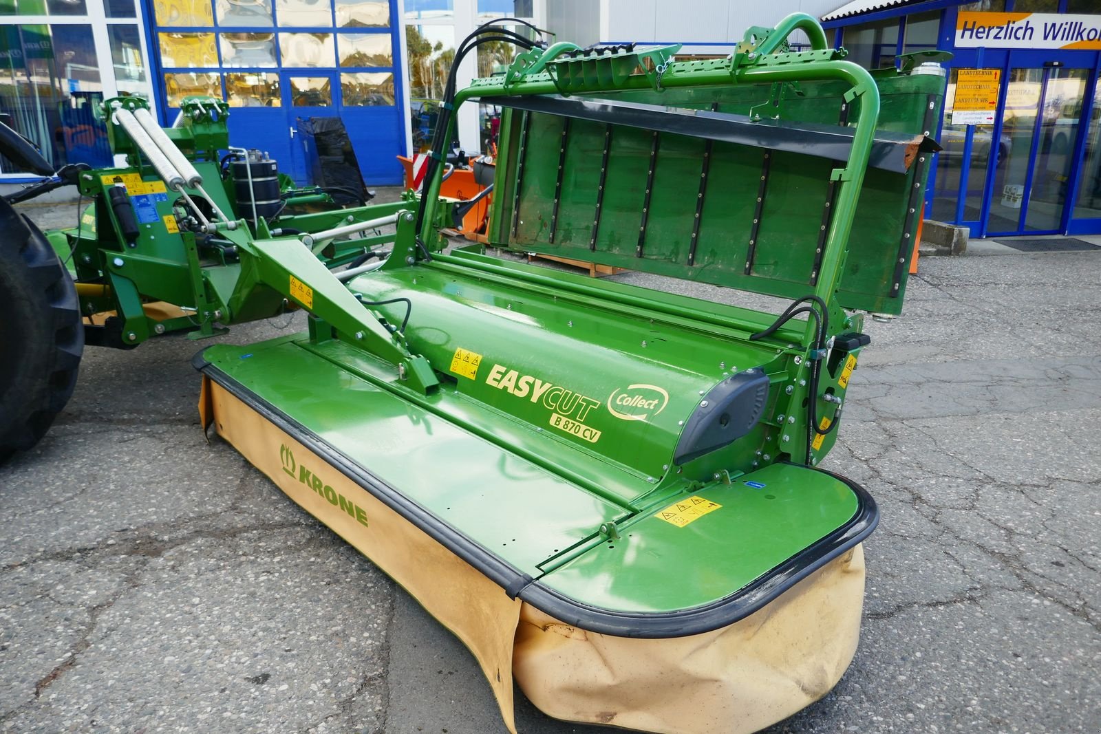 Mähwerk of the type Krone EasyCut B 870 CV Collect, Gebrauchtmaschine in Villach (Picture 4)