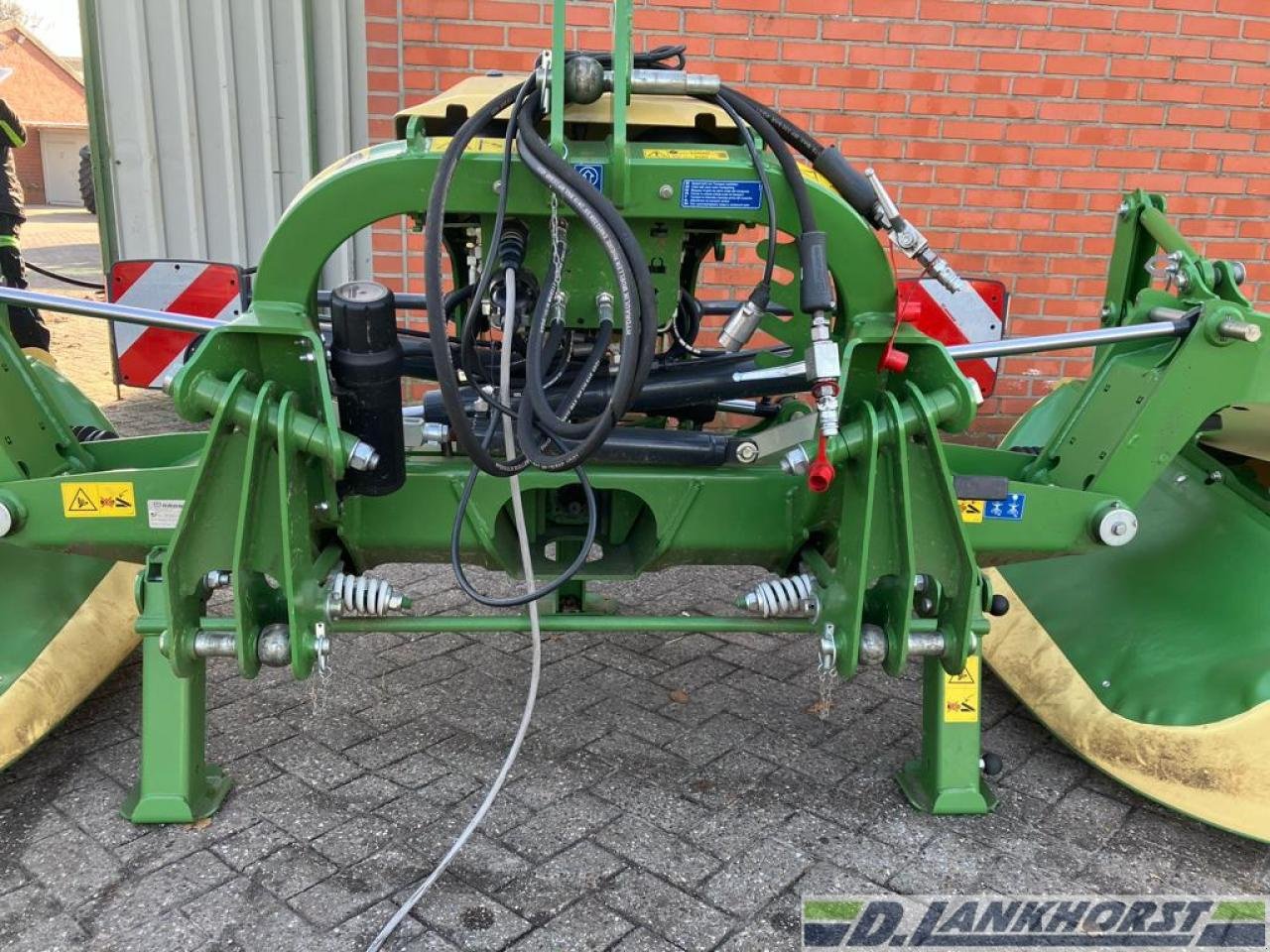Mähwerk des Typs Krone EasyCut B 870 Demo, Neumaschine in Neuenhaus (Bild 15)