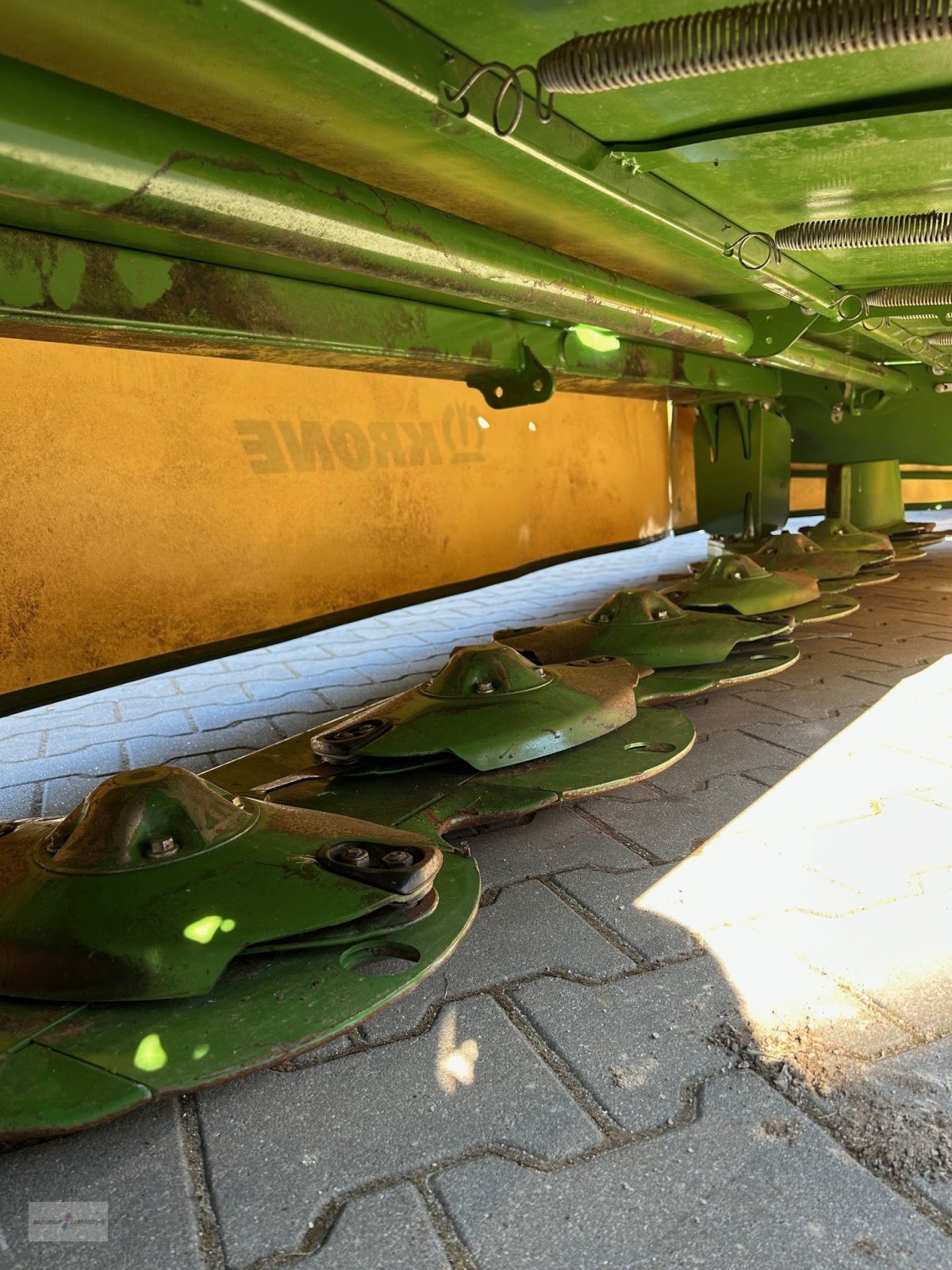Mähwerk of the type Krone EasyCut B1000, Neumaschine in Treuchtlingen (Picture 5)